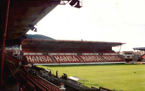 Brann Stadion - Hintertortrib&uuml;ne