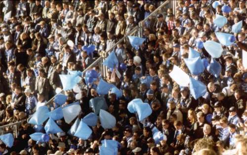 Westfalenstadion - M&uuml;llt&uuml;tenaktion