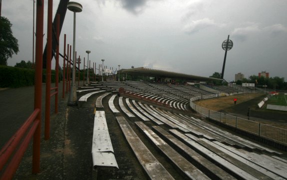 V&scaron;esportovn&iacute; stadion