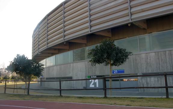 Estadio Municipal de Chap&iacute;n - Au&szlig;enansicht