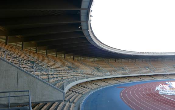 Estadio Municipal de Chap&iacute;n - Nordkurve