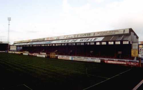 Guldensporenstadion - Gegenseite
