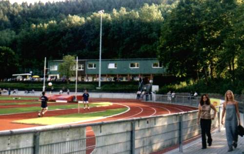 Nettetal-Stadion - Blick aus der Kurve �ber die Gerade