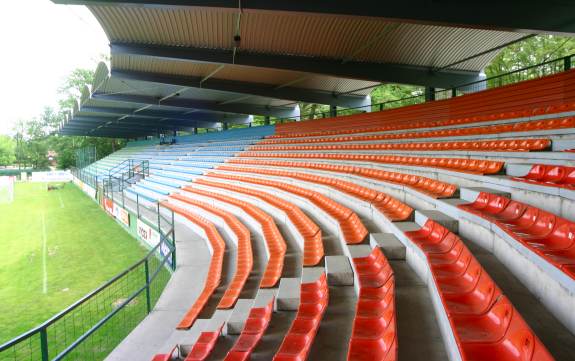 Fasanerija - zusammengebaute Trib&uuml;ne Hintertor