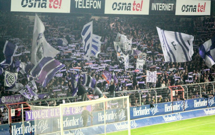 Stadion an der Bremer Brücke