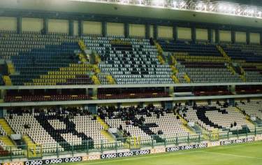 Est&aacute;dio do Bessa - Osttrib�ne Detail