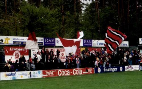 Hardtwaldstadion - G�stefans auf Pfullendorf und Reutlingen
