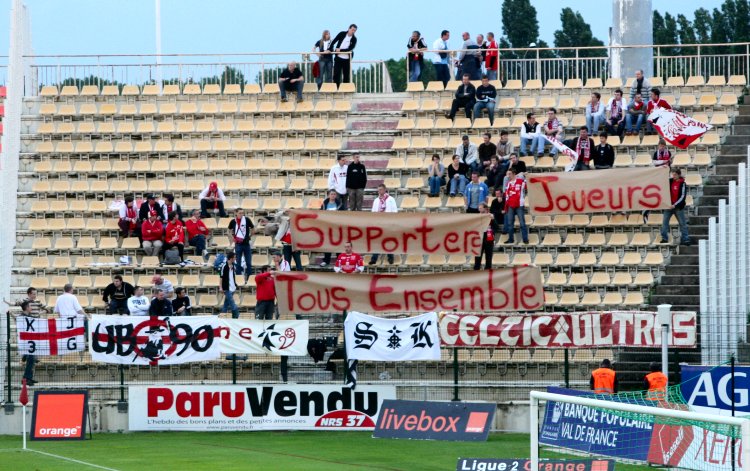 Stade de la Vall&eacute;e du Cher